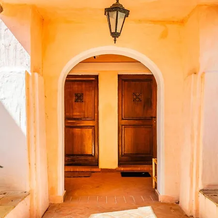 Porto Cervo-cala Del Faro Parking-sea-garden