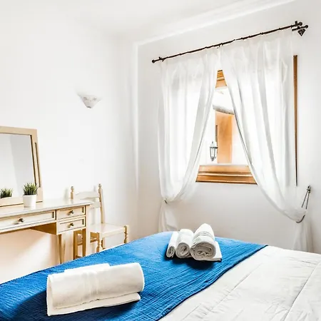 Porto Cervo-cala Del Faro Parking-sea-garden