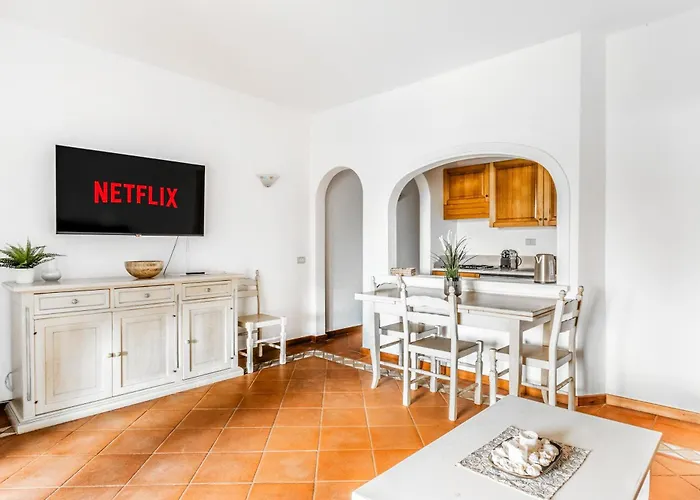 Porto Cervo-cala Del Faro Parking-sea-garden *