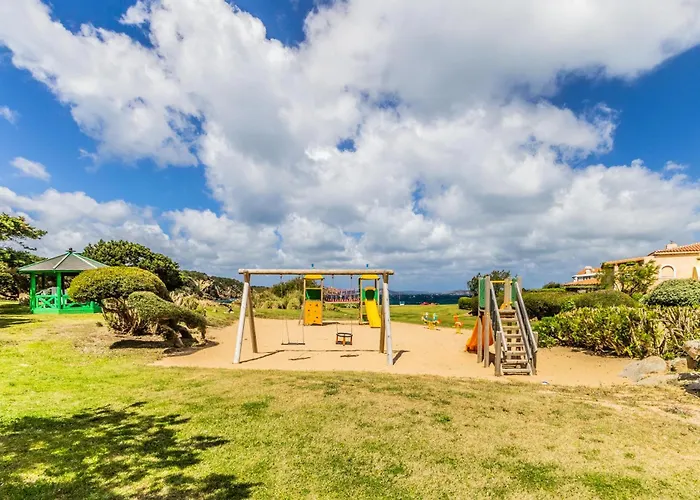 Porto Cervo-cala Del Faro Parking-sea-garden * بورتو كيرفو